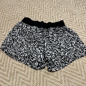 Lululemon tracker short